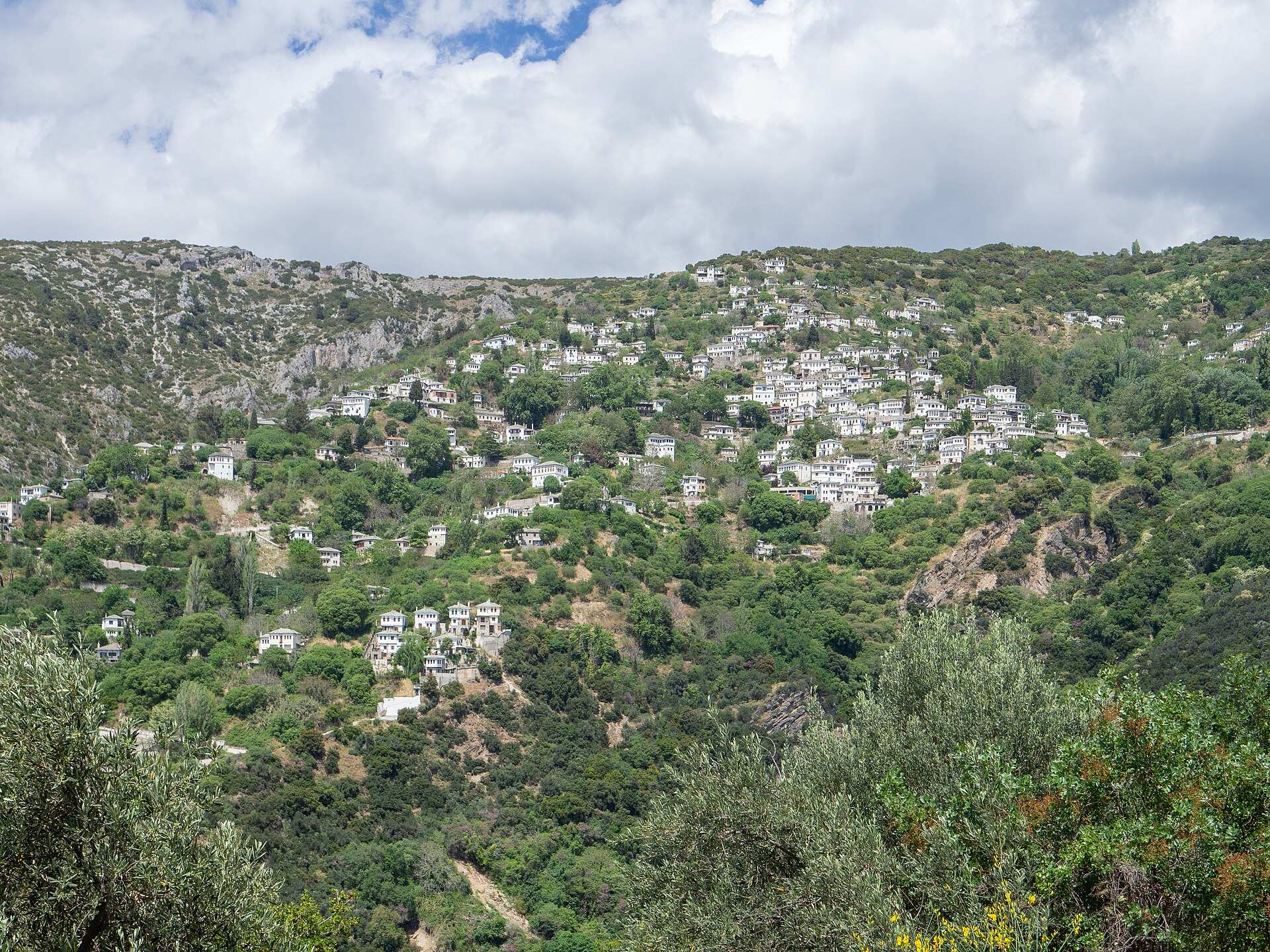 Μακρινίτσα, το μπαλκόνι του Πηλίου